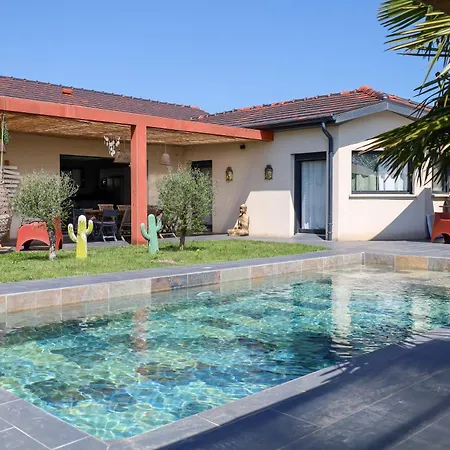 5 Avec Piscine, Jacuzzi, Terrain. וילה *