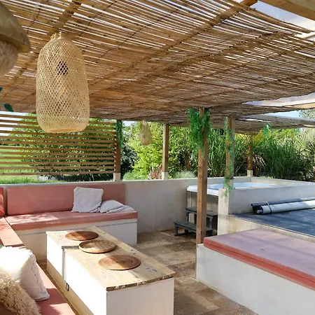 5 Avec Piscine, Jacuzzi, Terrain. וילה *